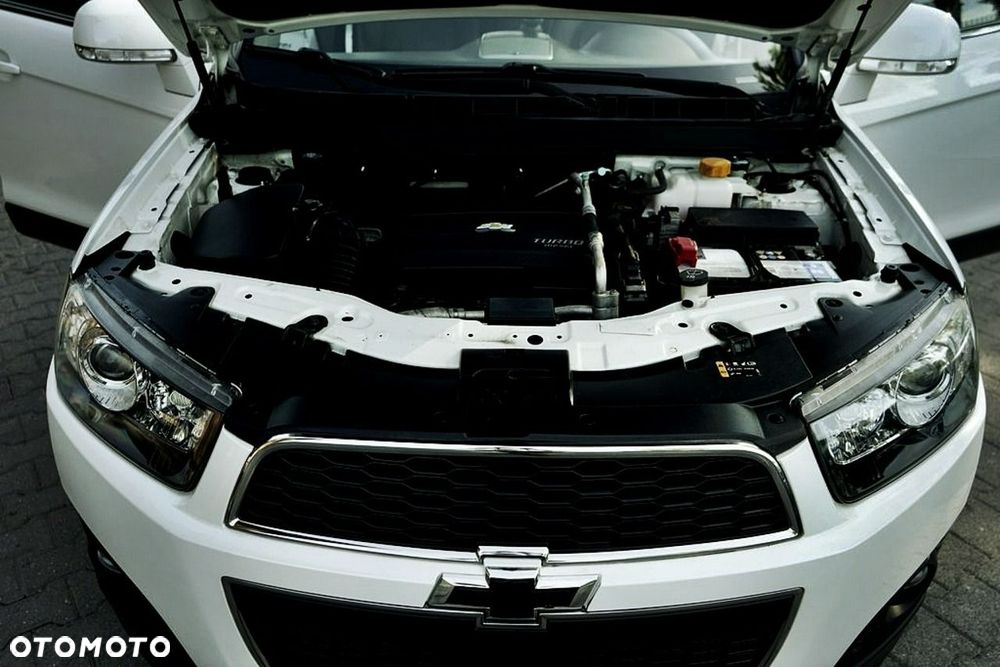 Chevrolet Captiva 2.2 2WD LS - 9