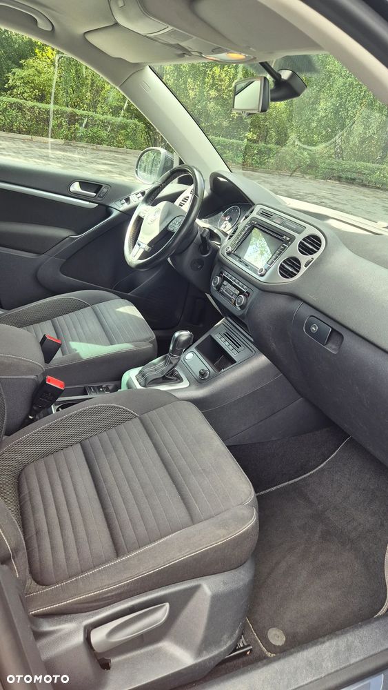 Volkswagen Tiguan - 16