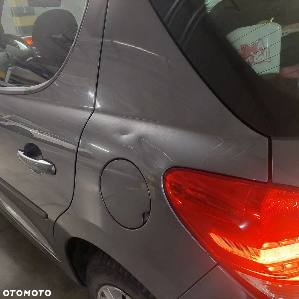 Peugeot 207 Outdoor 1.4 - 5