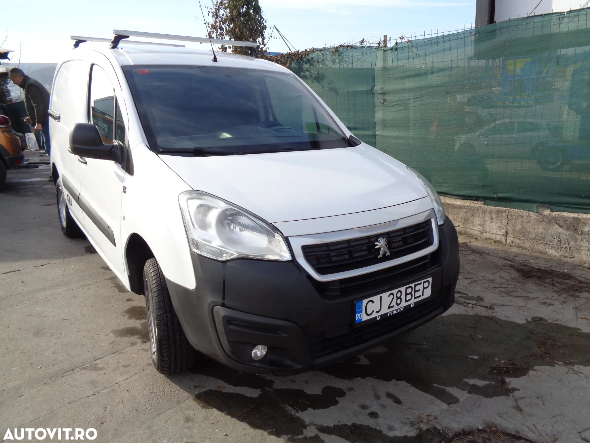 Peugeot PARTNER DANGEL 4X4 - 2