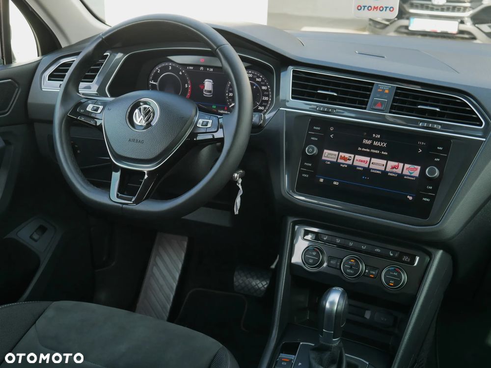 Volkswagen Tiguan 2.0 TDI SCR (BlueMotion Technology) DSG Highline - 25