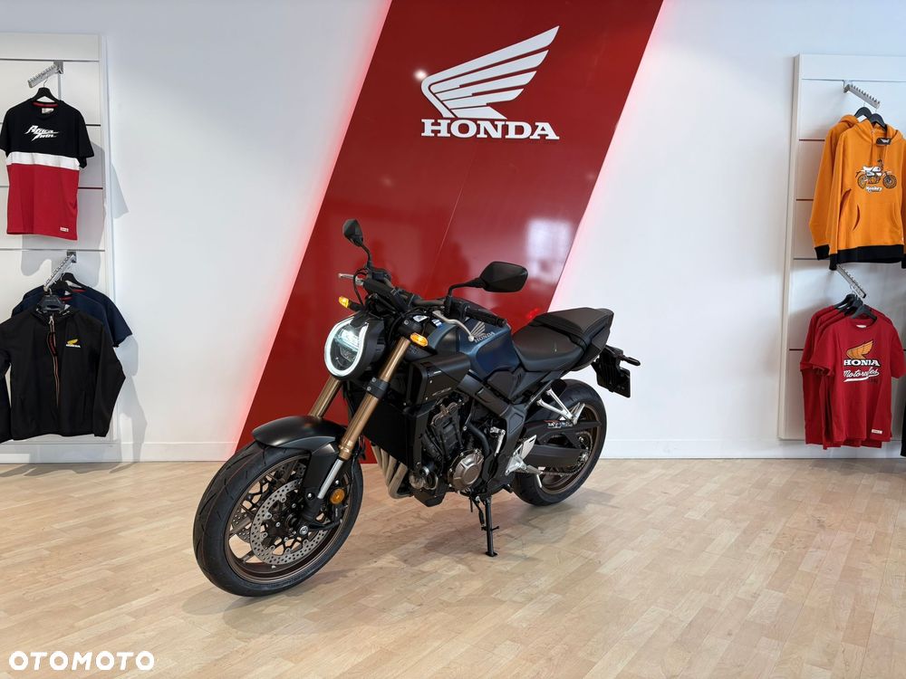 Honda CB - 2