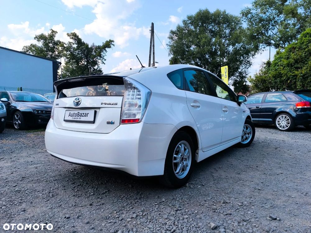Toyota Prius - 7