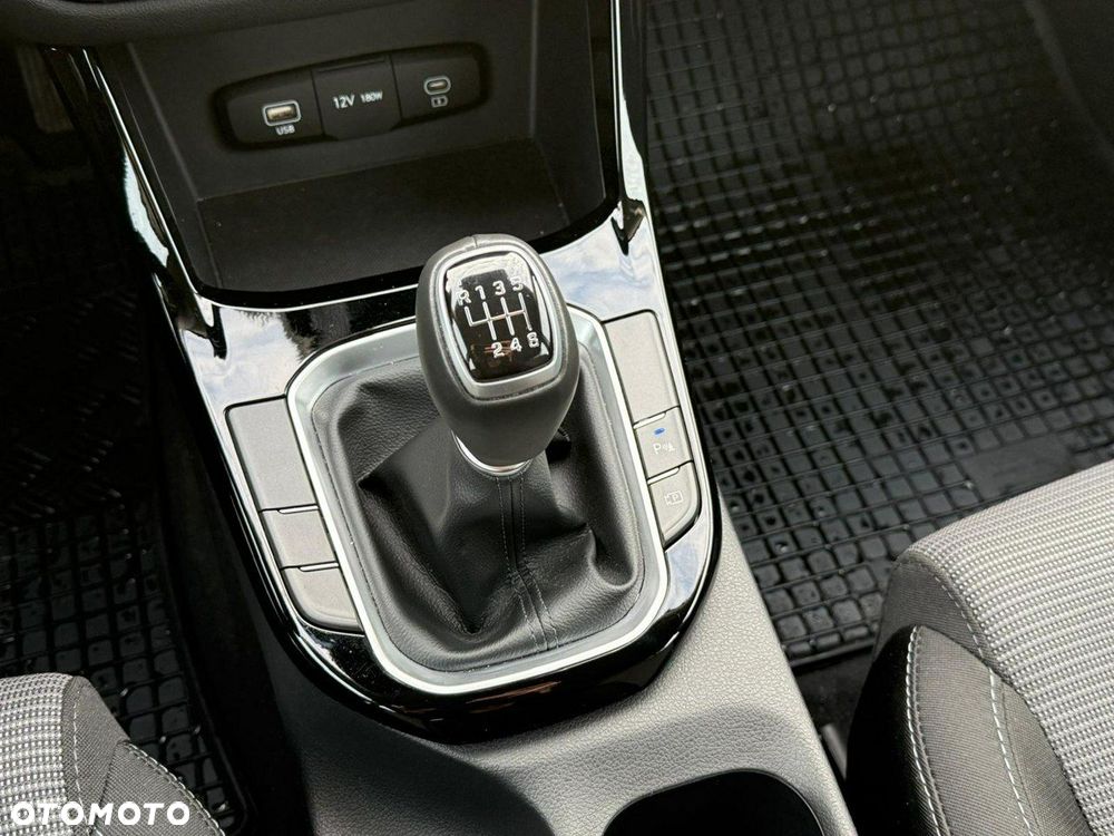 Hyundai i30 1.5 DPI Comfort - 25