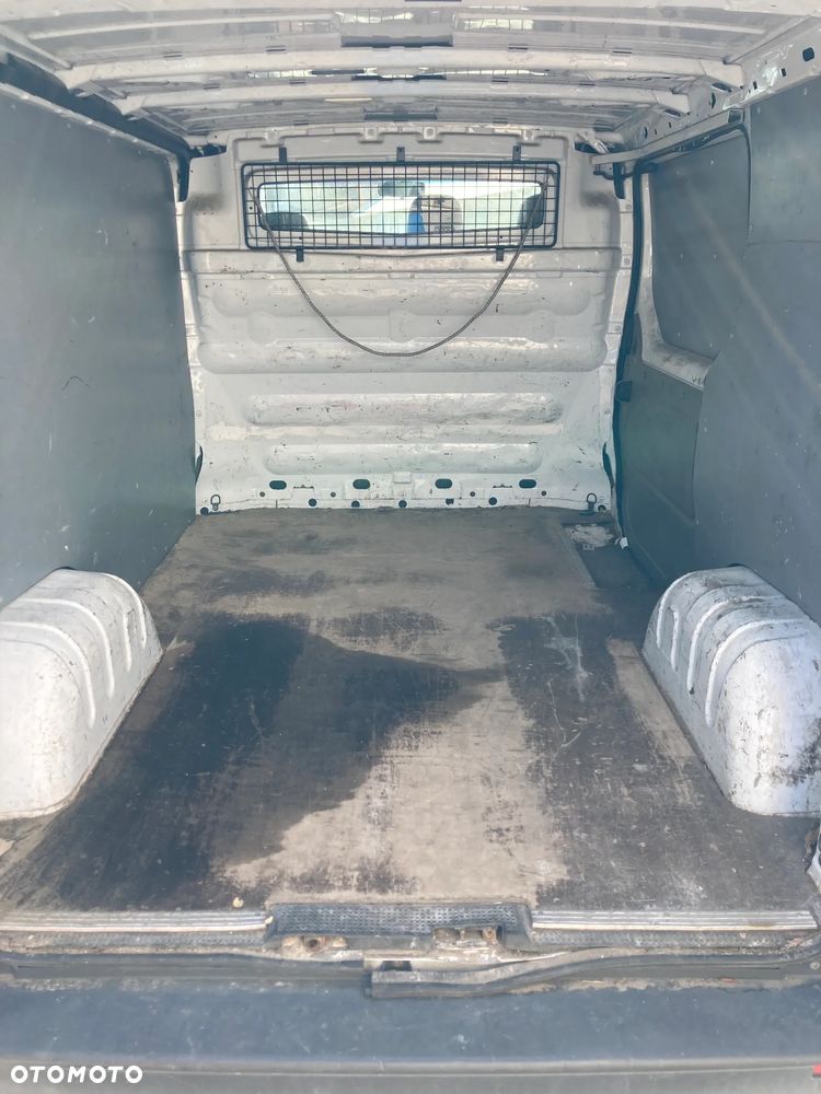 Opel Vivaro - 5