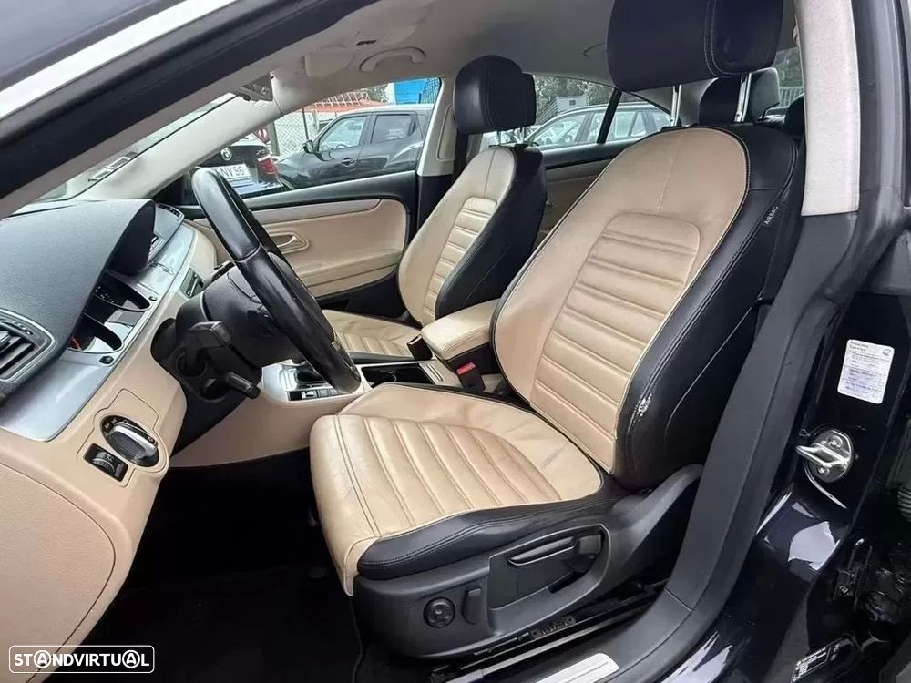 VW Passat CC 2.0 TDi BlueMotion DSG - 21