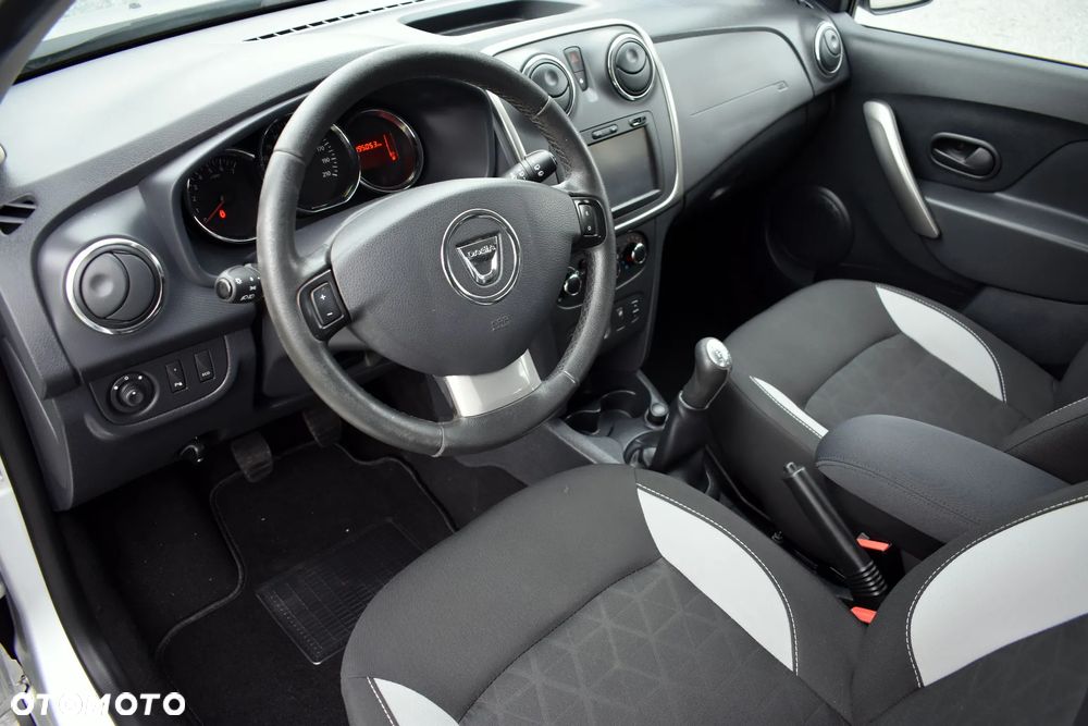 Dacia Sandero Stepway dCi 90 (S&S) Essential - 23