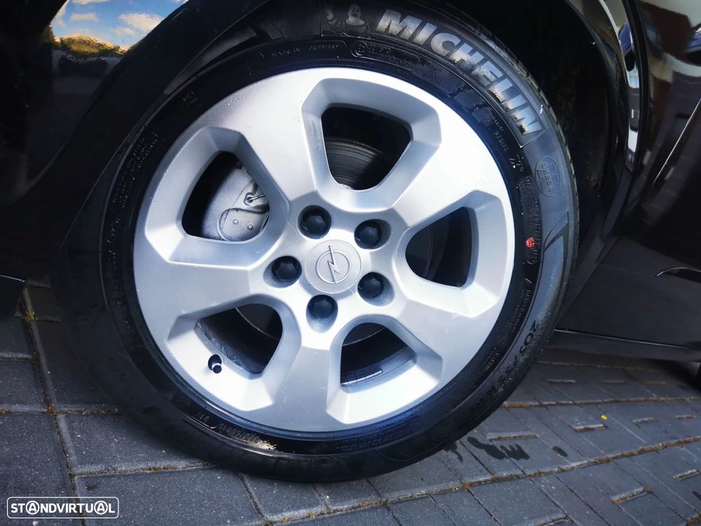 Opel Astra GTC 1.3 CDTI - 3