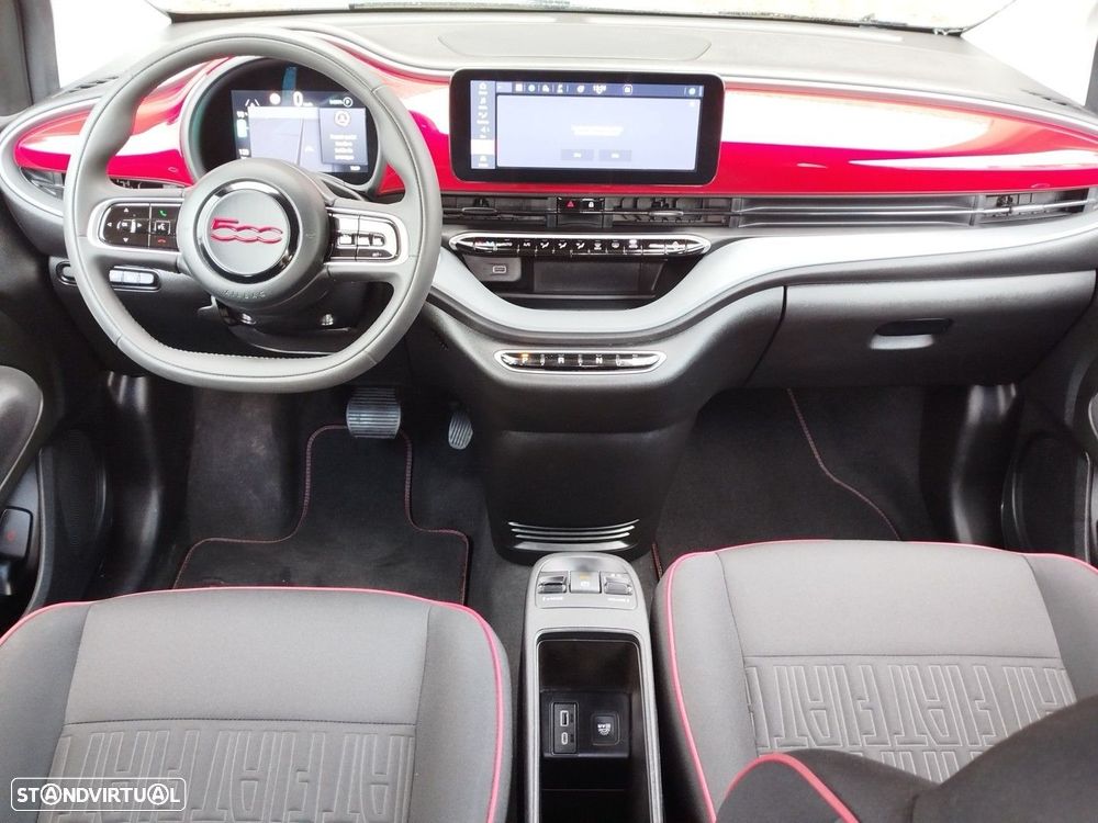 Fiat 500e 23,8kWh Red - 4