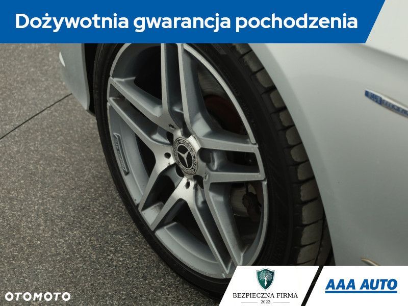 Mercedes-Benz Klasa E - 21