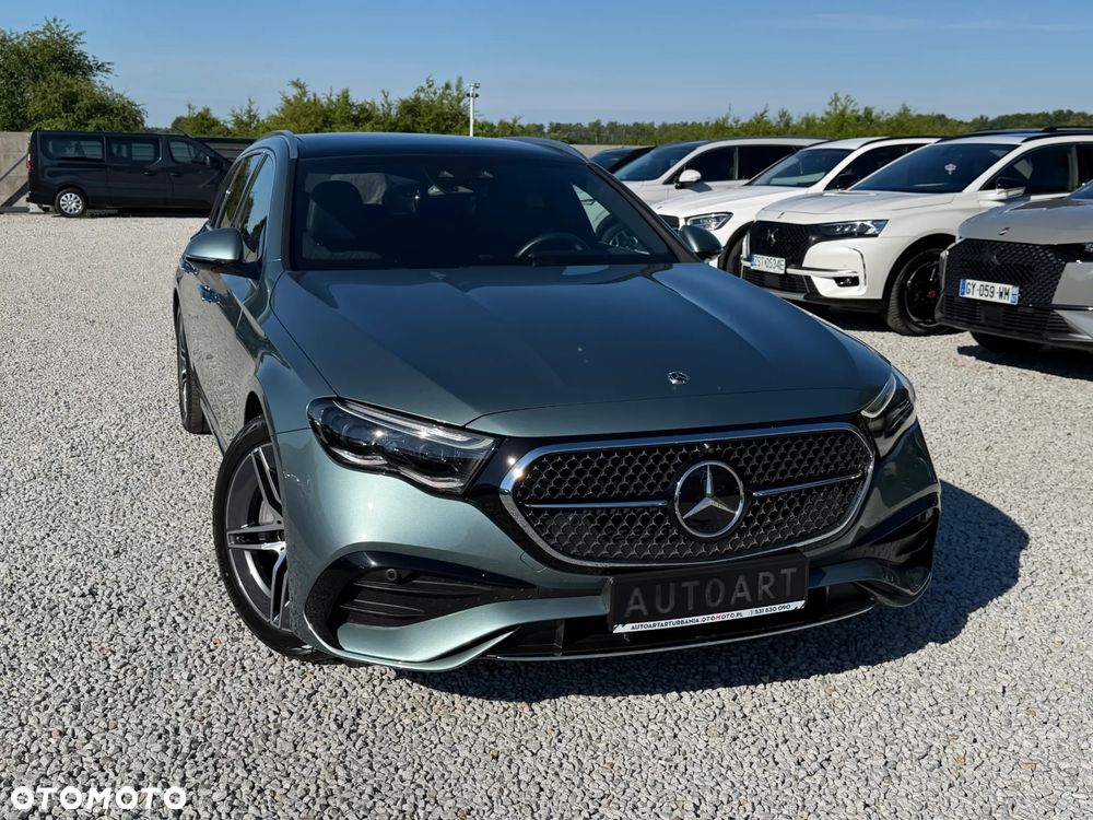 Mercedes-Benz Klasa E - 23