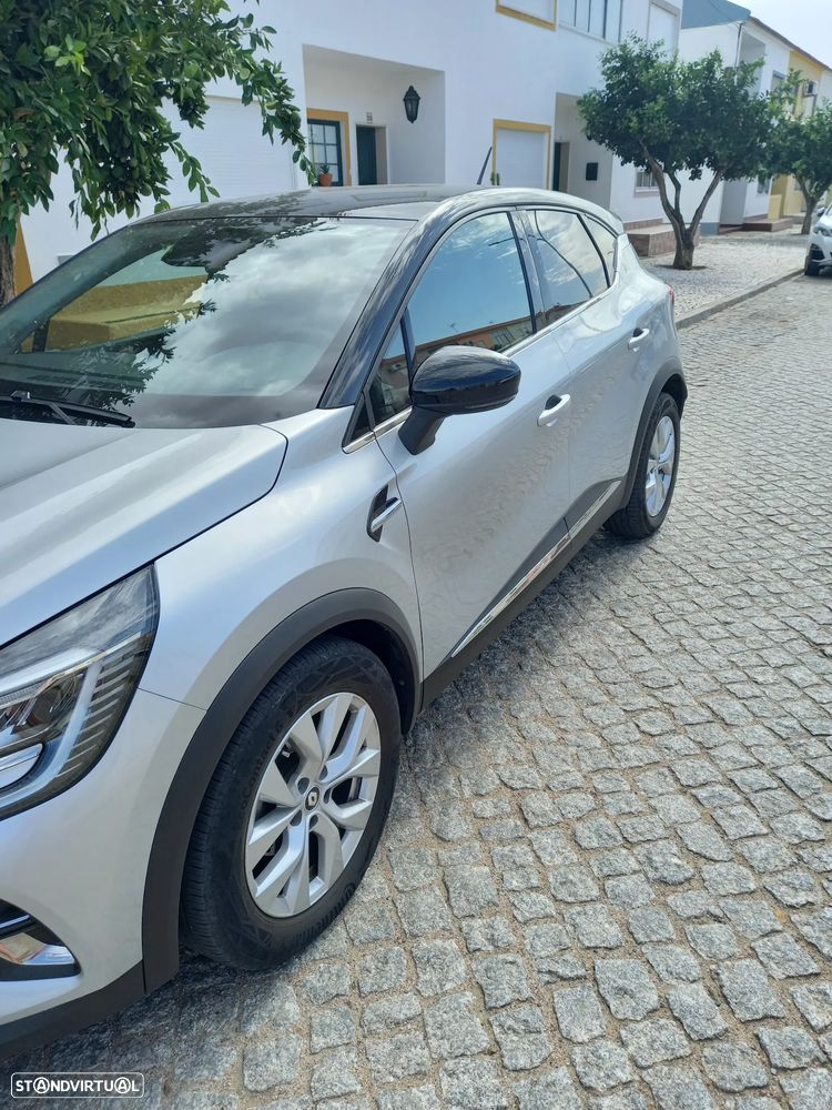 Renault Captur 2022 photo 2