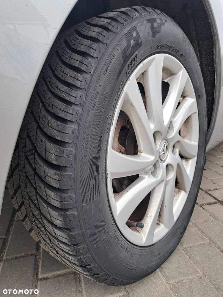 Mazda 3 - 5