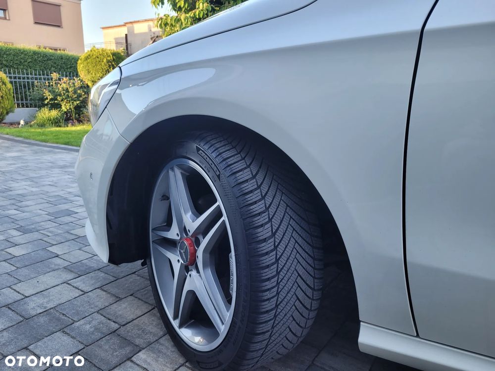 Mercedes-Benz Klasa A 160 AMG Line - 17