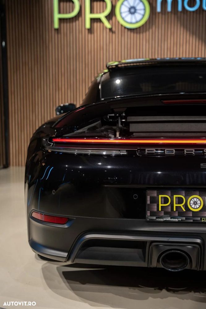 PORSCHE 911 2025 — imagine 39