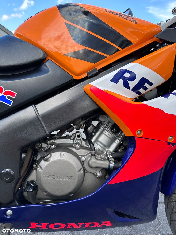 Honda CBR - 17