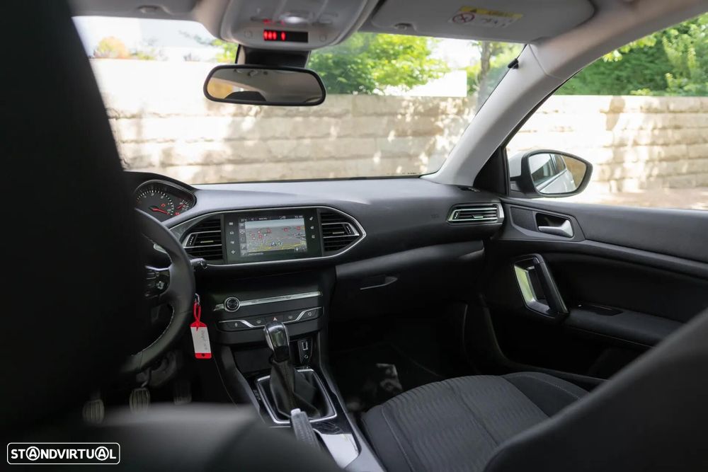 Peugeot 308 - 16
