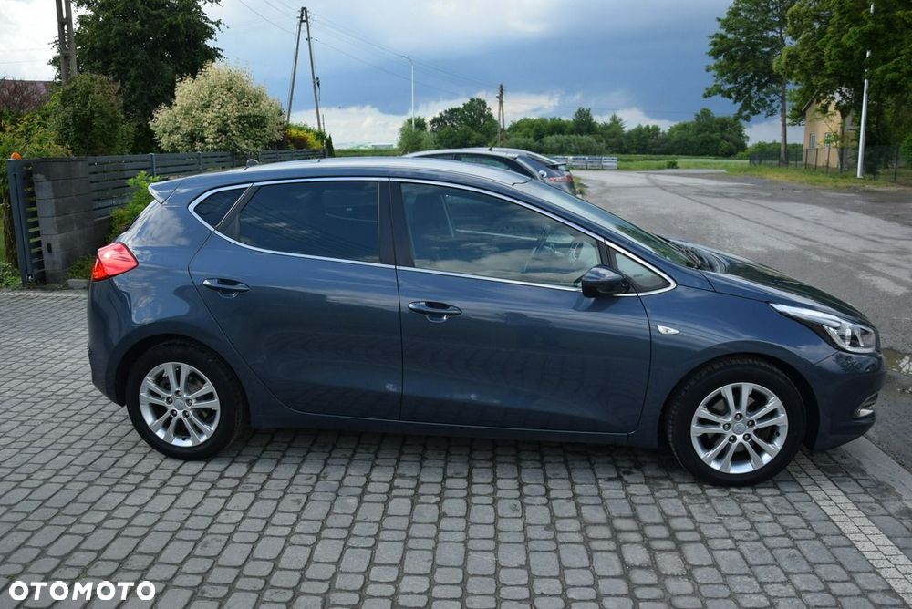 Kia Ceed 1.4 CVVT Dream Team Edition - 15