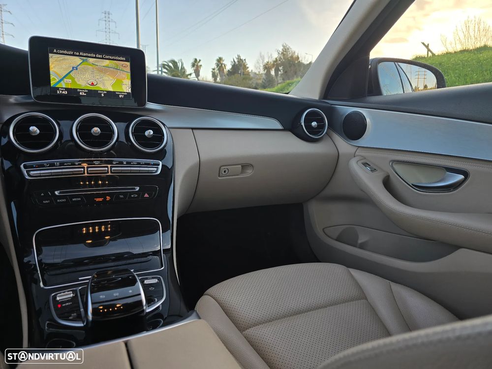 Mercedes-Benz C 350 e - 23