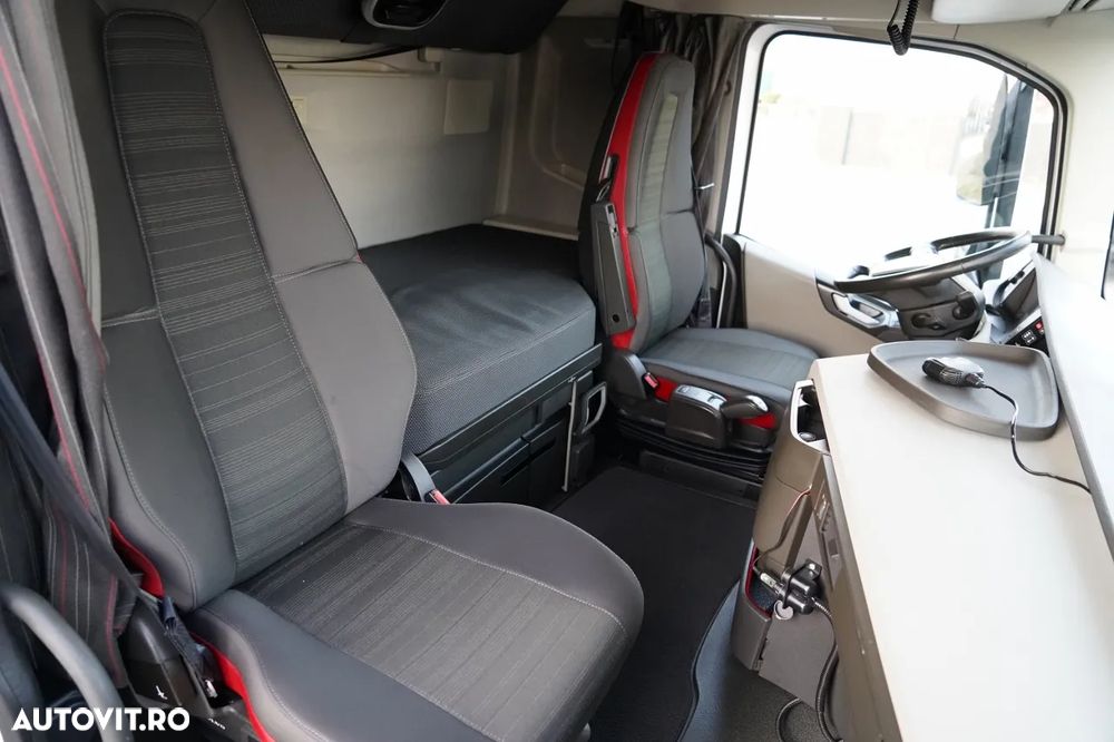 Volvo FH 460 / LOWDECK / MEGA / I-PARK COOL / I-SHIFT - 36