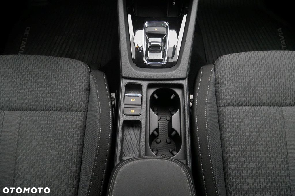 Skoda Octavia - 11