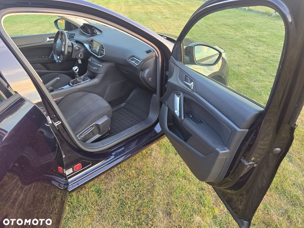 Peugeot 308 1.6 THP Active - 8