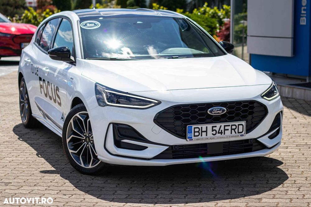 Ford Focus 1.0 EcoBoost MHEV ST-Line X - 4