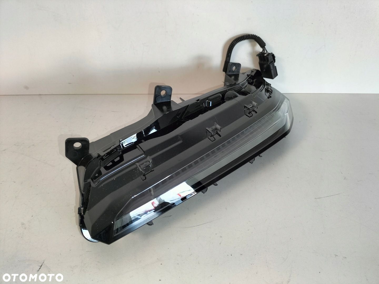Halogen LED lampa DRL prawy PEUGEOT 308 III T10 21- - 1