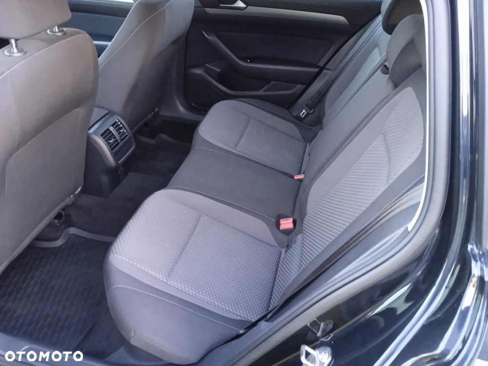 Volkswagen Passat Variant 1.5 TSI EVO Business DSG - 31