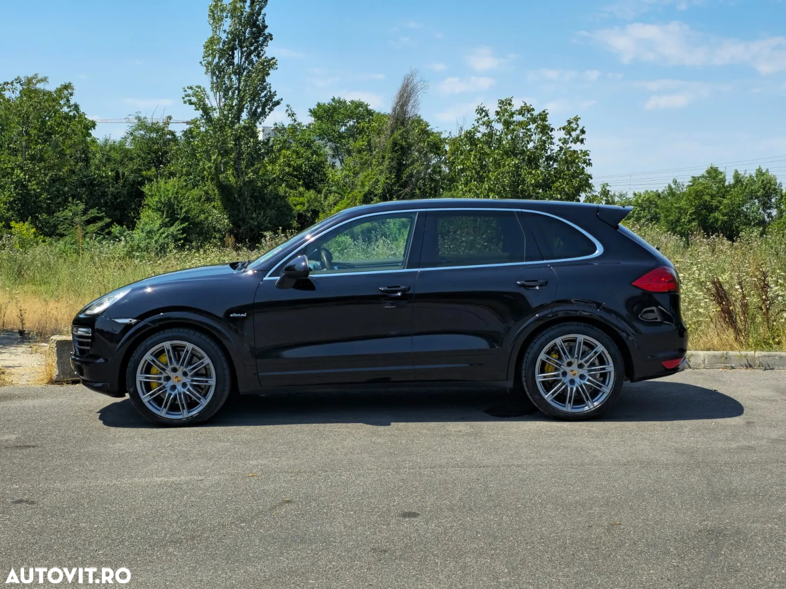 Porsche Cayenne 4.2 L S - 11