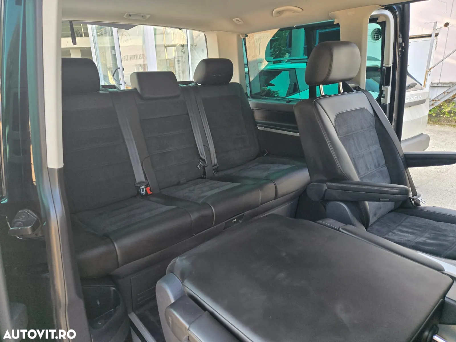 Volkswagen California - 32