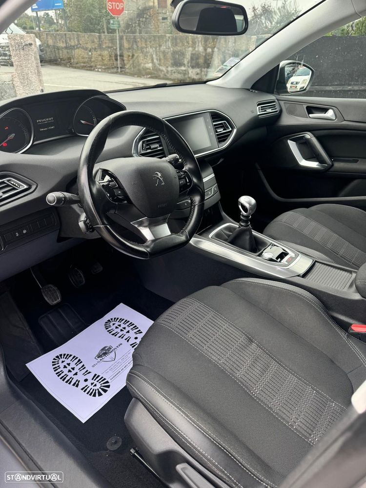 Peugeot 308 PureTech 110 Stop & Start Allure - 13