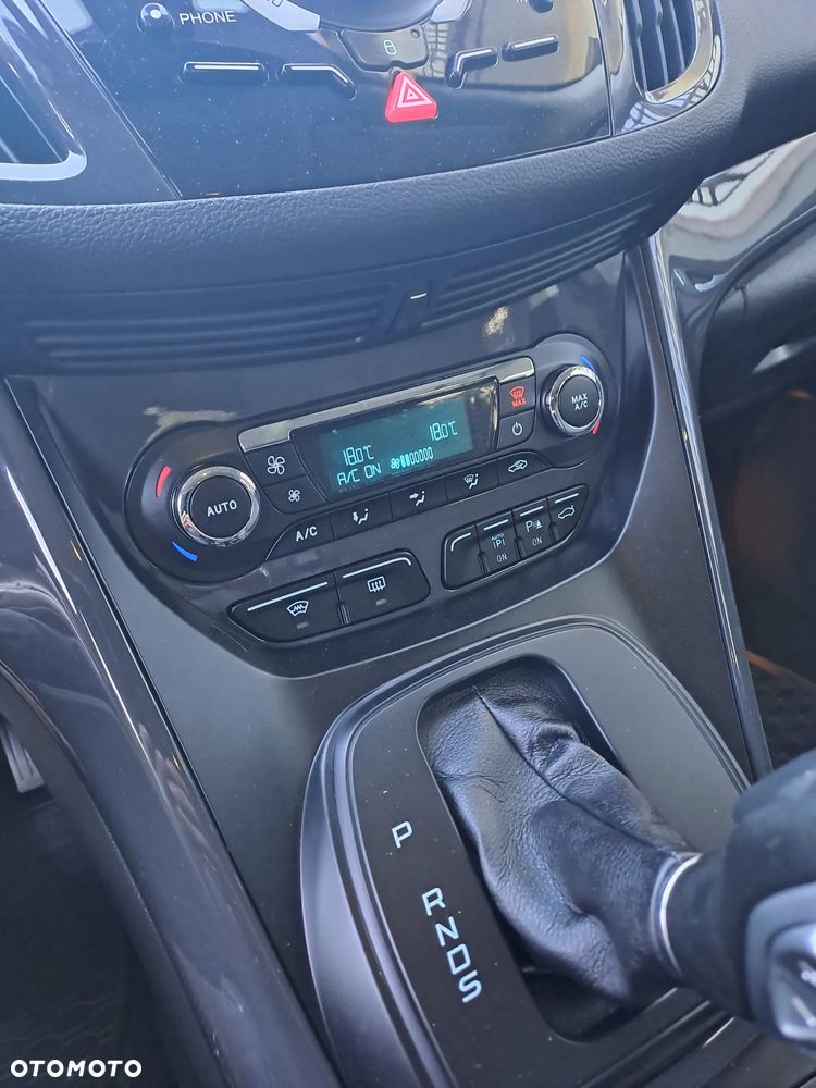Ford Kuga 2.0 TDCi 4x4 Titanium - 13