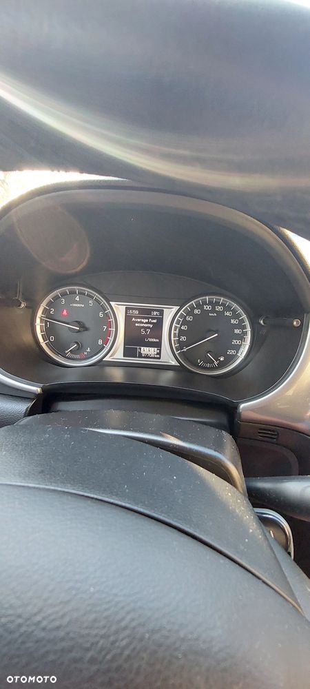 Suzuki Vitara 1.6 Premium 2WD - 20