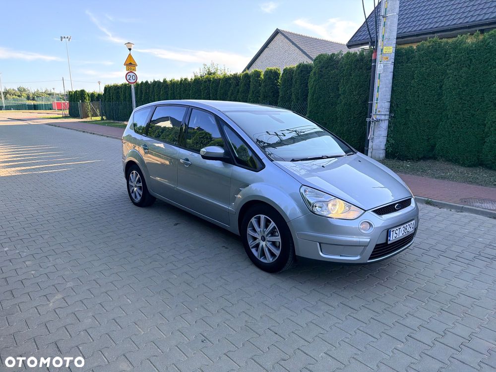 Ford S-Max 2.0 TDCi DPF Ambiente - 16