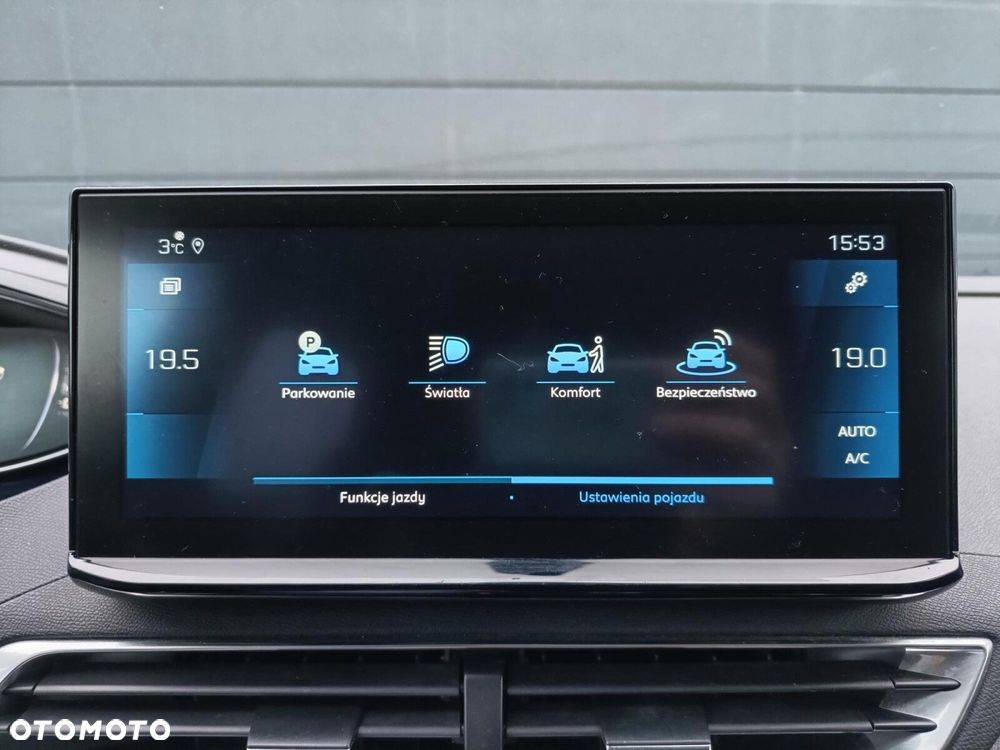 Peugeot 3008 1.2 PureTech Allure S&S - 39