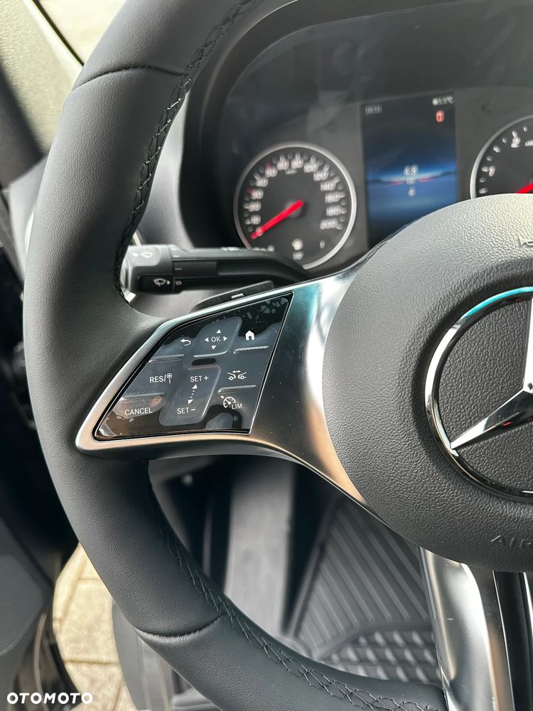 Mercedes-Benz Sprinter 319 CDI Furgon 3665 mm L2H2 - 22