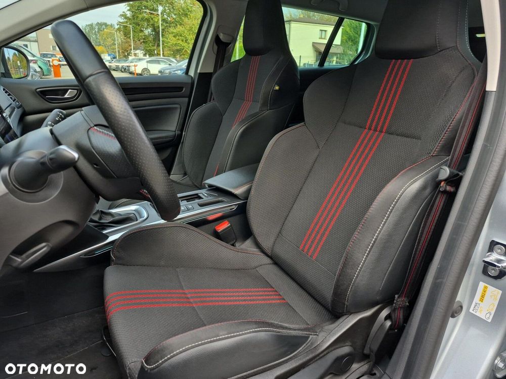 Renault Megane 1.3 TCe FAP R.S Line EDC - 13
