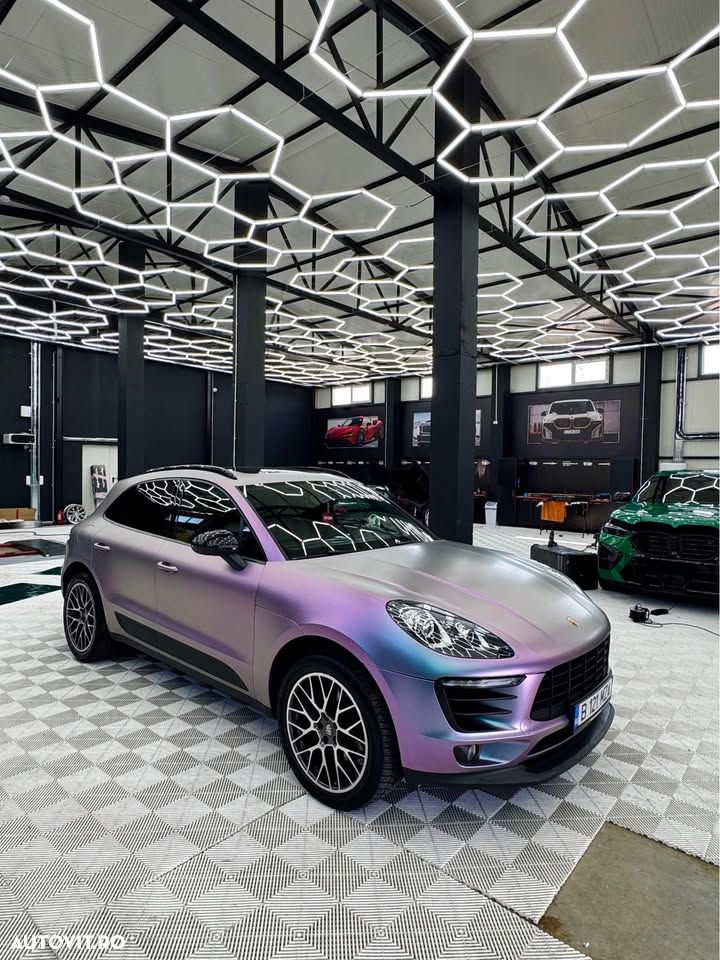 Porsche Macan - 3