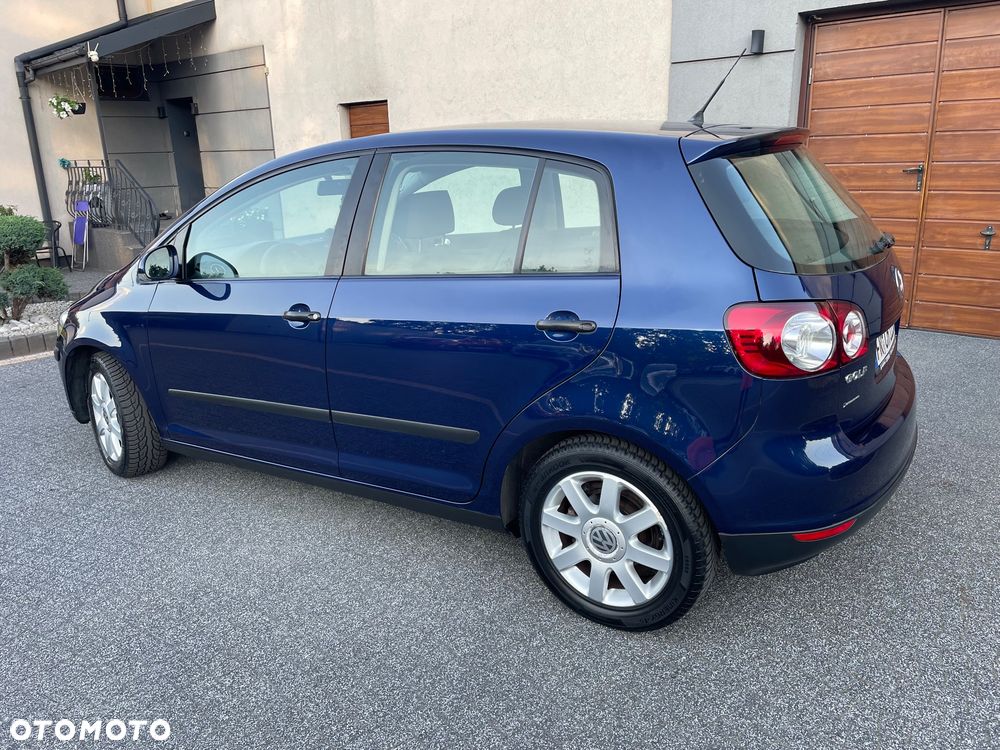 Volkswagen Golf Plus 1.6 FSI Trendline - 8