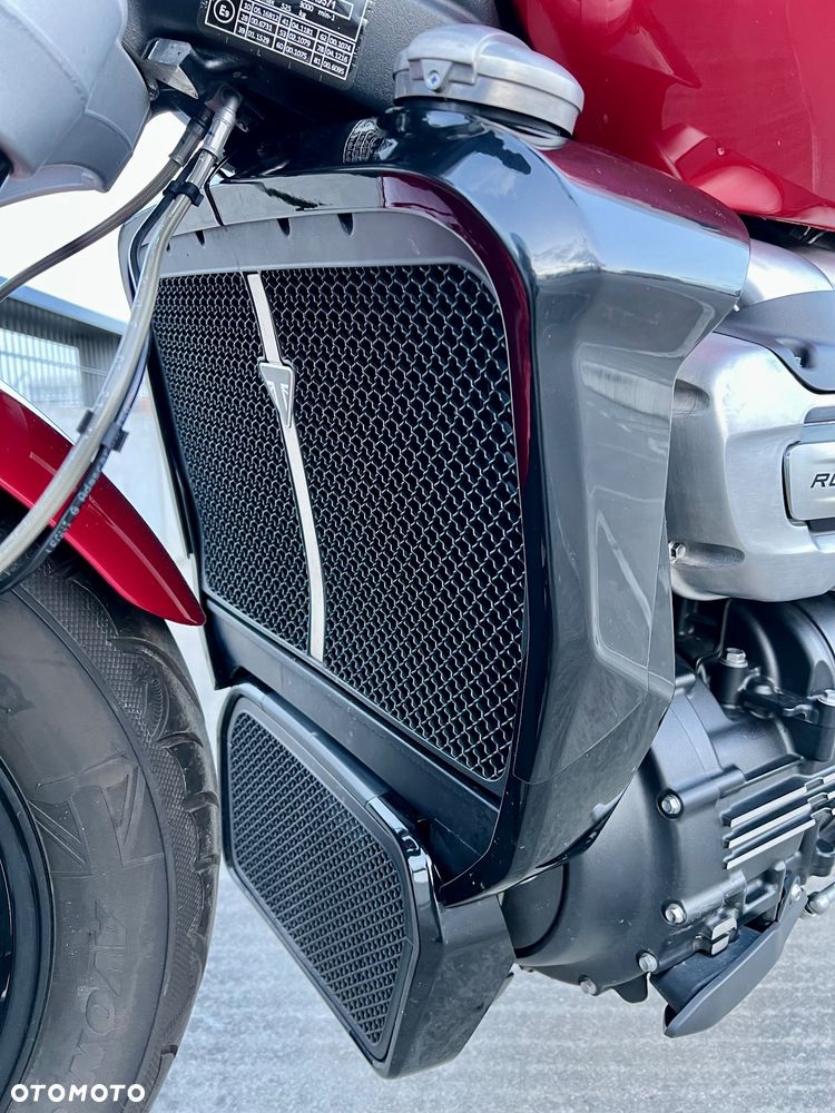 Triumph Rocket - 24