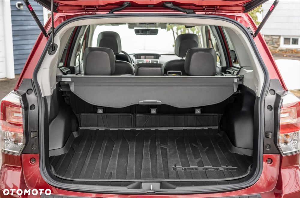 Subaru Forester 2.0 XT Platinum Lineartronic - 28