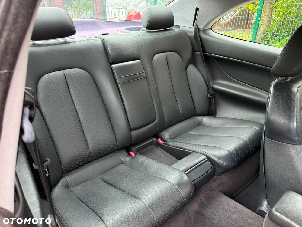 Mercedes-Benz CLK 320 - 26