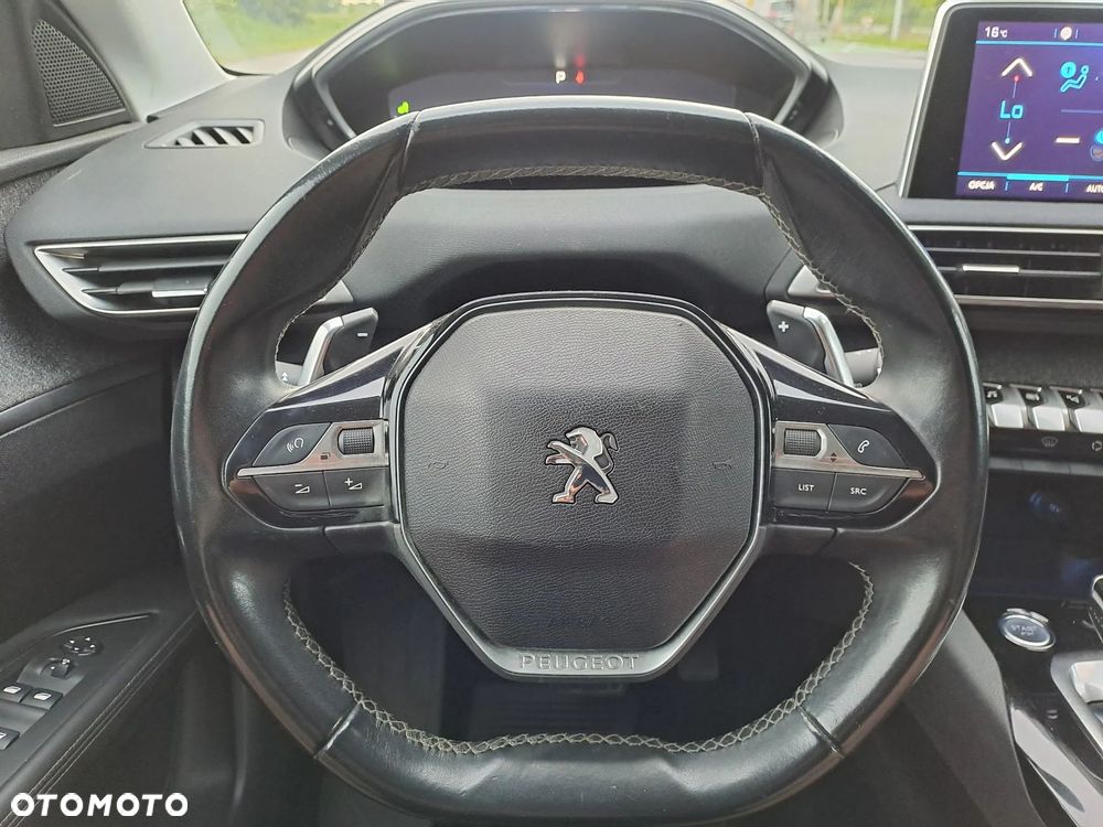 Peugeot 3008 1.2 PureTech Allure S&S EAT6 - 25