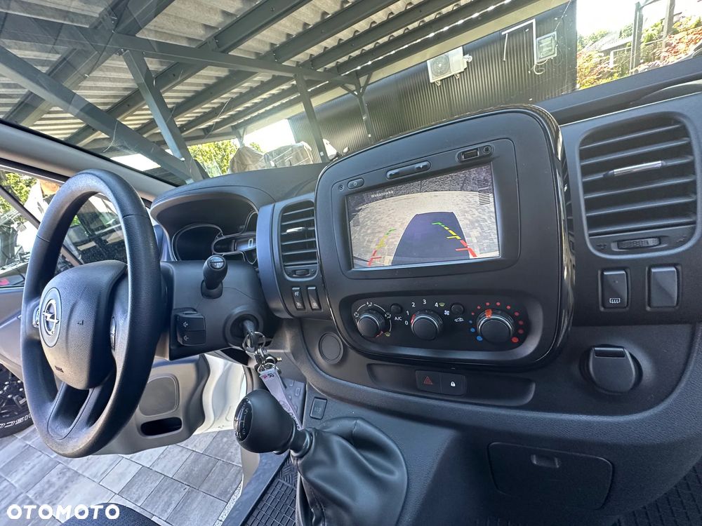 Opel Vivaro - 13