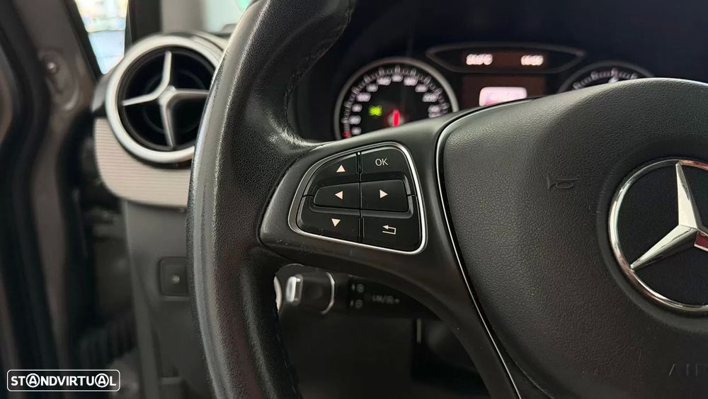 Mercedes-Benz B 180 - 16