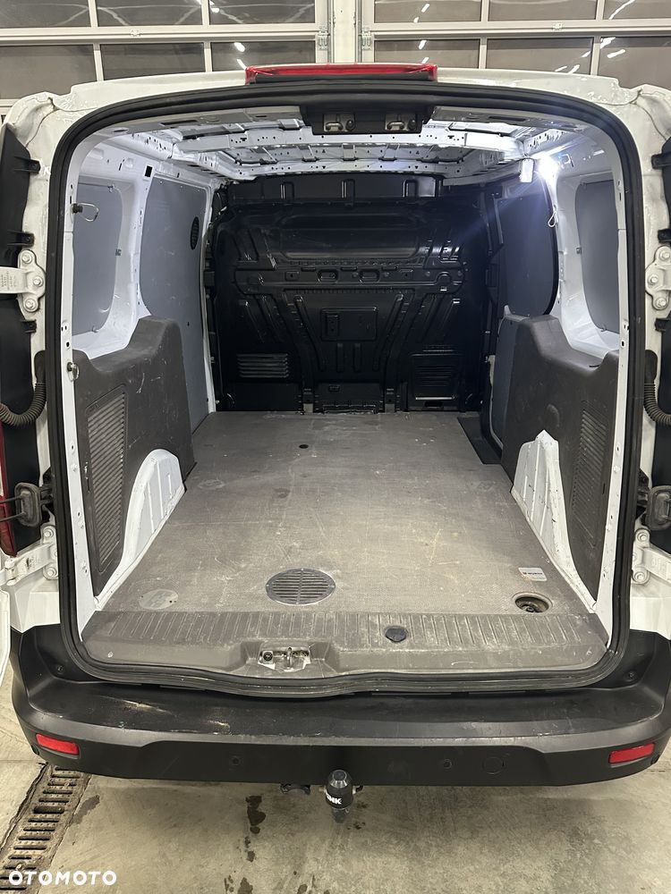 Ford Transit Connect - 11