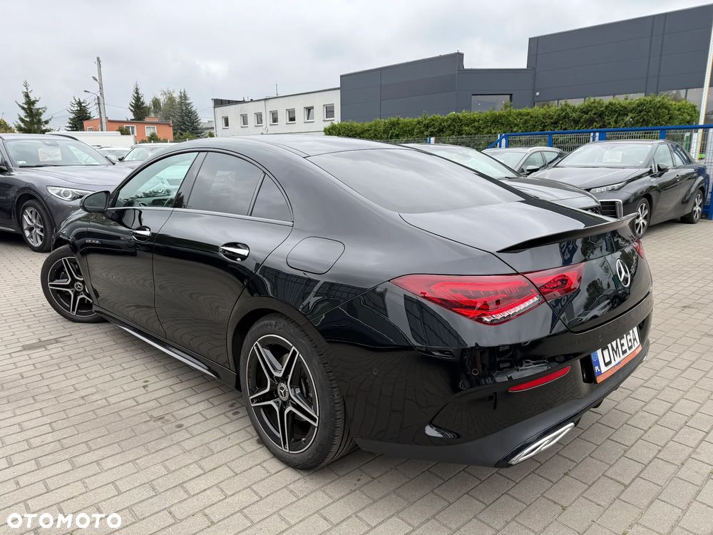 Mercedes-Benz CLA 200 7G-DCT AMG Line - 4