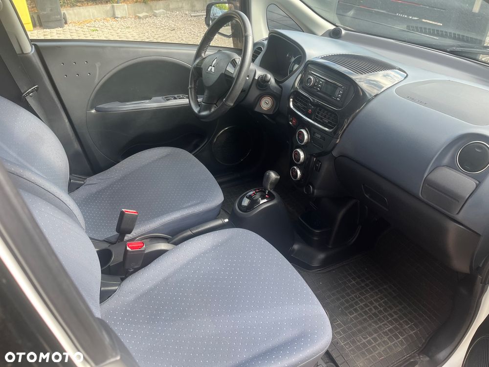 Peugeot iOn Active - 16