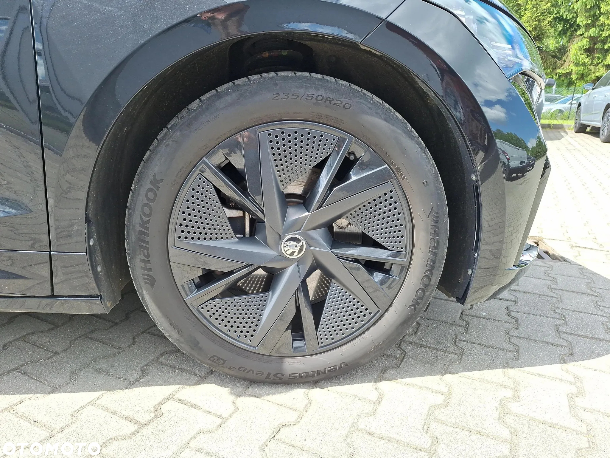 Skoda Enyaq RS 82kWh Advanced - 18